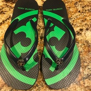 Tory Burch navy & green flip flops 7